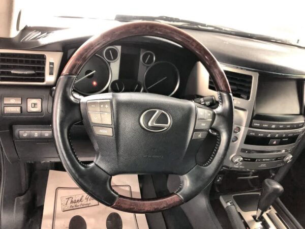 2015 Lexus LX 570 4WD - Image 15