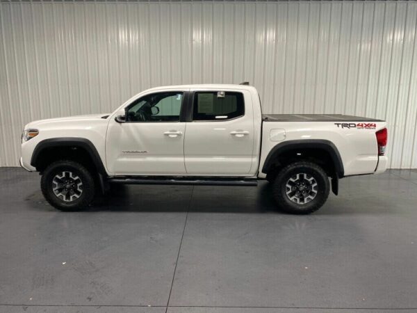 2017 Toyota Tacoma TRD Off Road V6 Double Cab 4WD