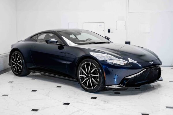 2020 Aston Martin Vantage RWD