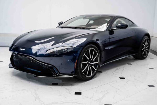 2020 Aston Martin Vantage RWD - Image 29