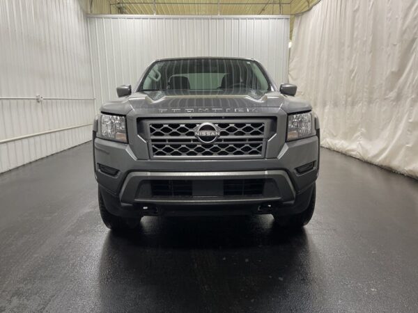 2022 Nissan Frontier SV Crew Cab 4WD - Image 21