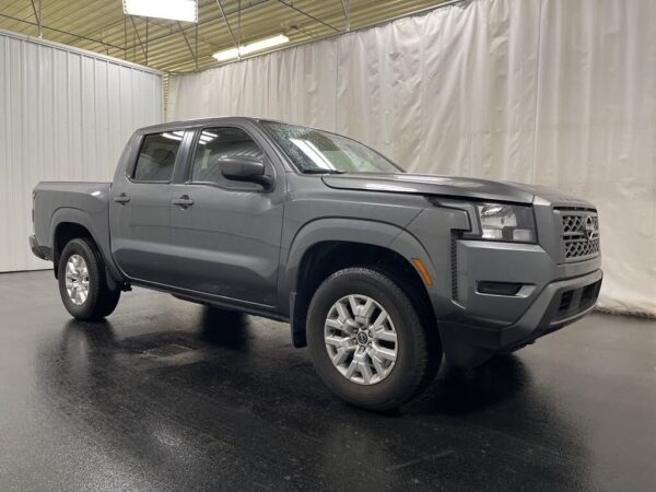 2022 Nissan Frontier SV Crew Cab 4WD