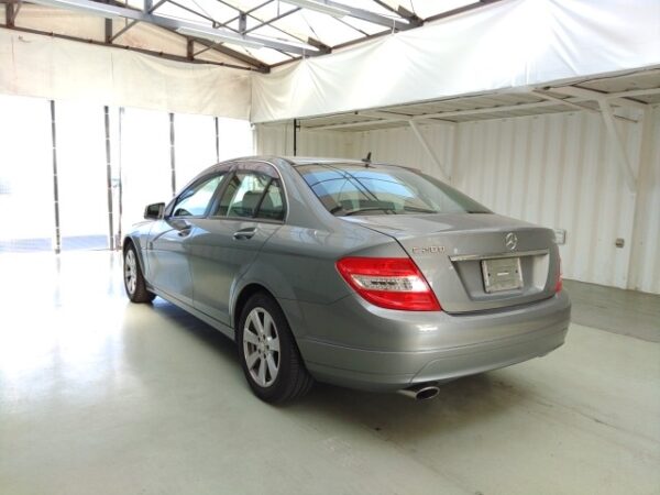 2010 MERCEDES-BENZ C-CLASS - Image 6